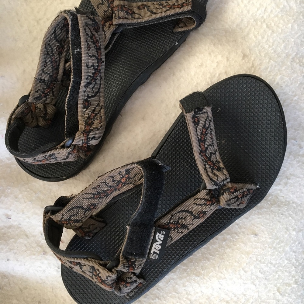 Teva shoes